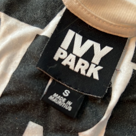 Ivy Park 1st gen muscle tee - Picture 2 of 4